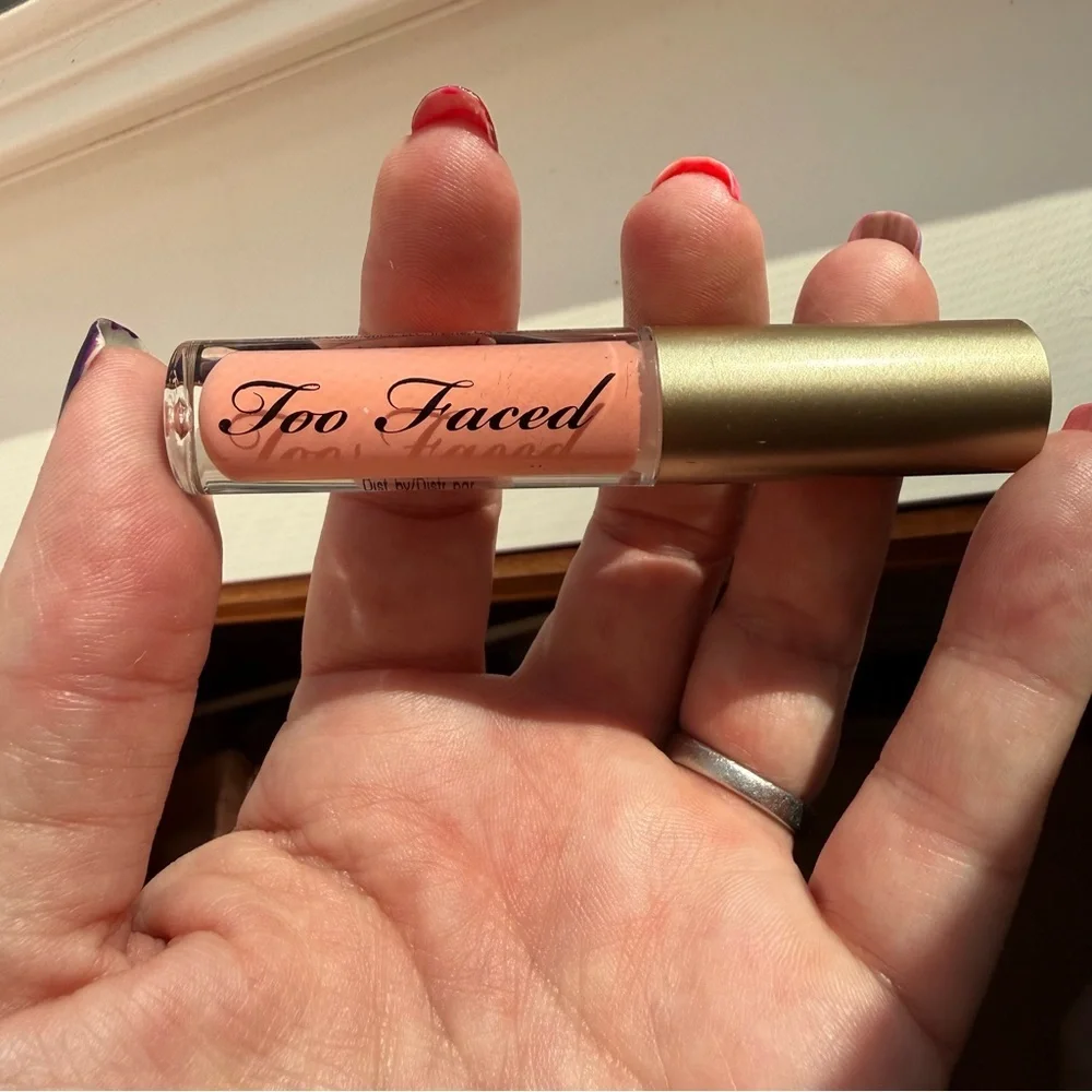 NEW Too Faced Travel Size in Beautiful neutral color soft peachy - Naked Dolly.
